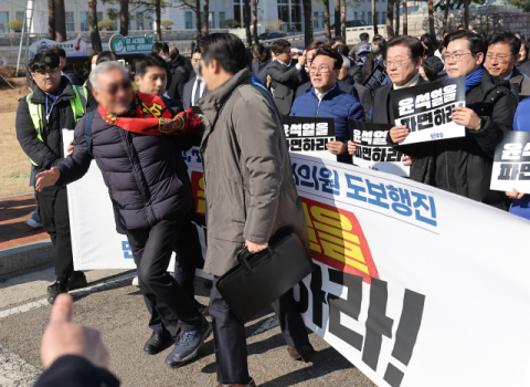 헌재 '尹 선고' 침묵에 초조한 野…李 